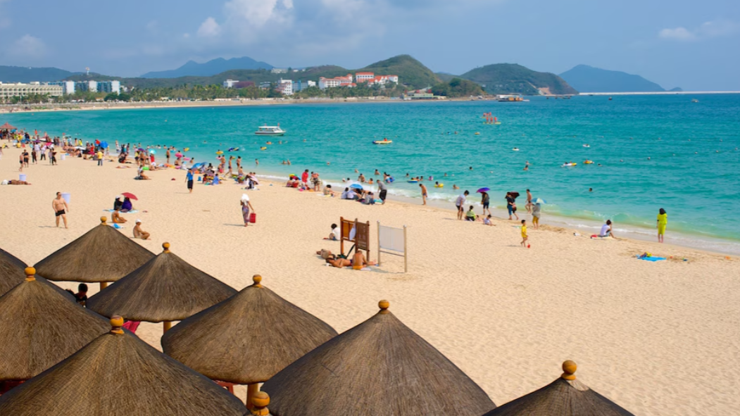 Dadonghai Beach - la spiaggia dove alloggiamo
